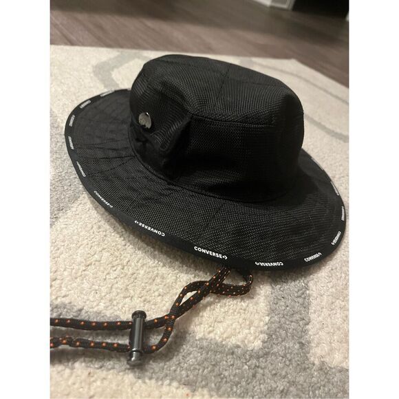 Converse Black Boonie Hat with Chin Strap – Unisex Outdoor Bucket Cap size S/M - Picture 1 of 5